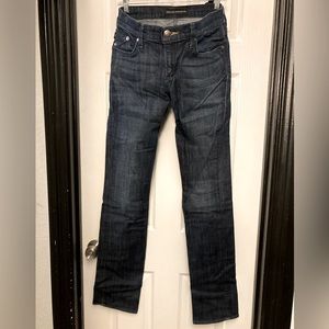 023 Rock & Republic Brand New Never Worn Size 29 Straight Cut